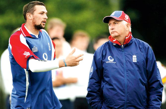 England coach Duncan Fletcher (right) with pacer Steve Harmison during the 2005 Ashes
