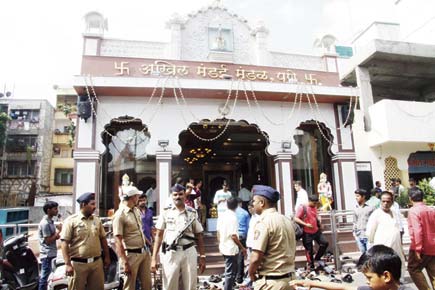 Jewel thief strikes Ganpati temple in Pune, steals idol's ornaments