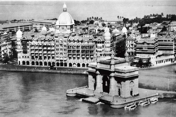 An undated photograph of Apollo Bunder with Gateway of India, Old Taj Mahal Hotel and Green’s Hotel. Pics courtesy/Ajay Goyal