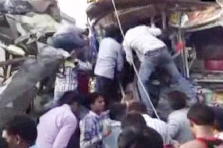 At least 19 killed in bus-truck collision near Khandwa