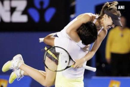 Wimbledon 2015: Leander Paes-Martina Hingis win mixed doubles title 