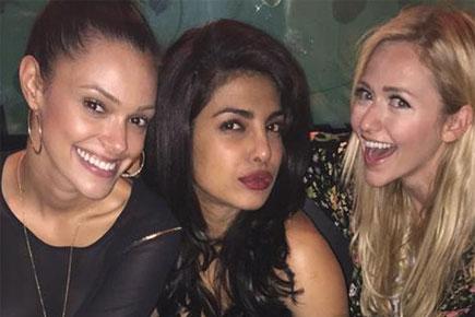 Snapped! Priyanka Chopra dines with 'Quantico' co-stars