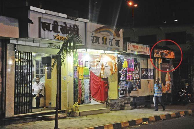 H P Solanki jewellers (extreme left) was targeted using the rented shop (circled). Pic/Satyajit Desai