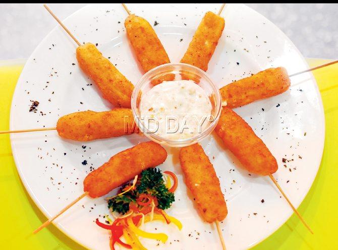 The delicious Cheese Sticks melted in the mouth