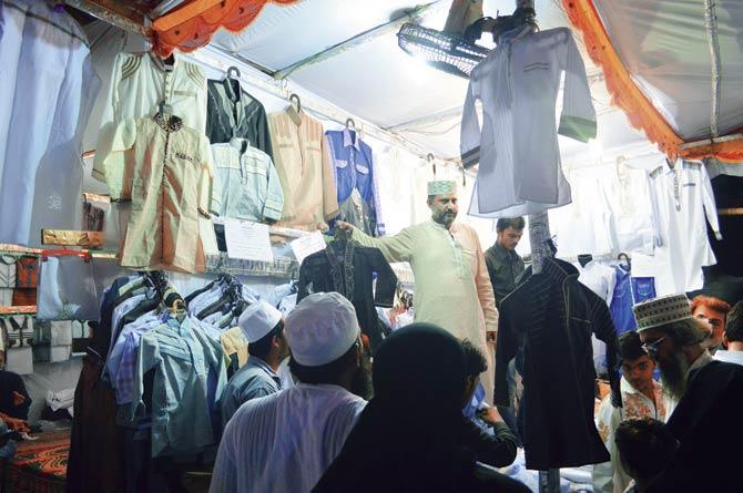 Vendors selling pathanis and kurtas at Bhendi Bazaar during the month of Ramzan. It is customary for Muslims to wear new clothes for the Eid-ul-Fitr prayers. Pic/Waleed Hussain