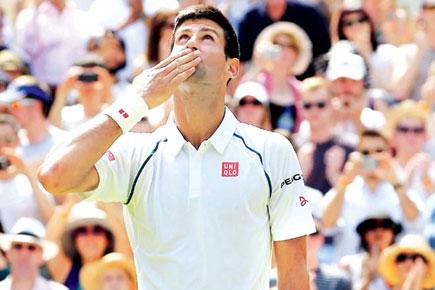 Novak Djokovic beats Roger Federer to win Wimbledon 2015 title