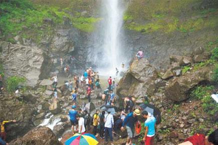 Tragedy on Eid: 11-yr-old crushed by freak boulder crash at Panvel waterfall