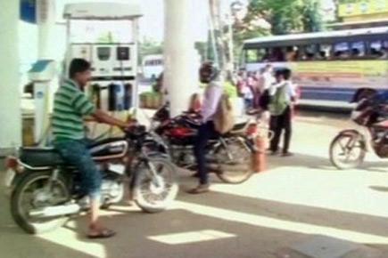 Petrol pump owners strike demanding hike in commission in Kerala