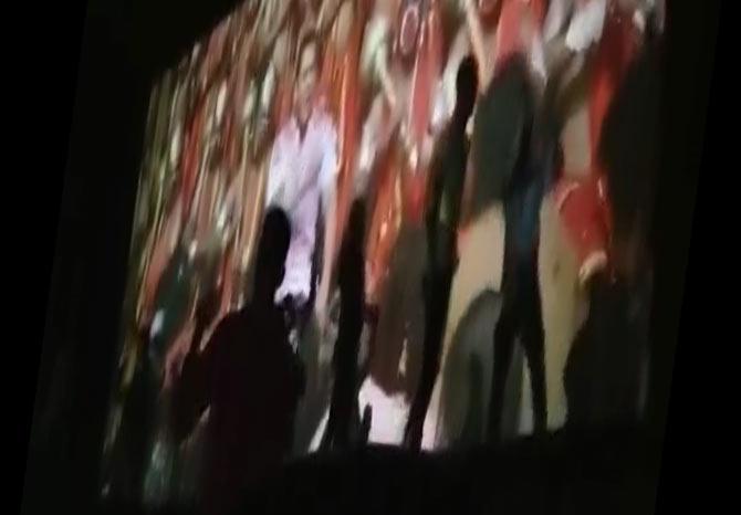Salman Khan fans groove to the song 