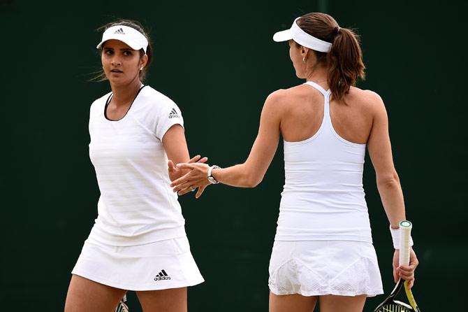 Wimbledon 2015 Sania Mirza Martina Hingis Storm Into Semis