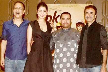 'pk' co-stars Aamir Khan, Anushka Sharma celebrate film's success in China