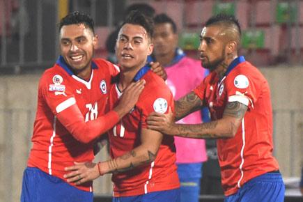 Copa America: Vidal stars as hosts Chile begin with win against Ecuador