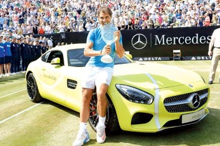 Rafael Nadal struts to Stuttgart title