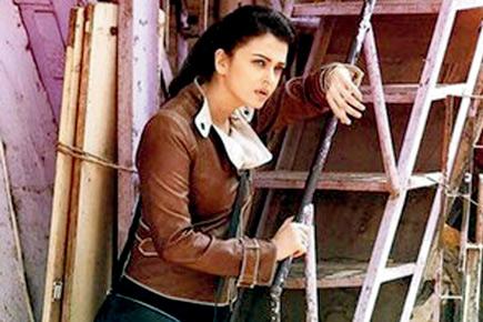 'Jazbaa' makers spend Rs 80 lakh to recreate Bombay High Court