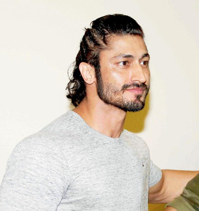 Vidyut Jammwal walked  out of Sujoy Ghosh’s forthcoming project,  the adaption of the  Japanese novel, The Devotion Of Suspect X, as  he didn’t see himself in a film of this genre