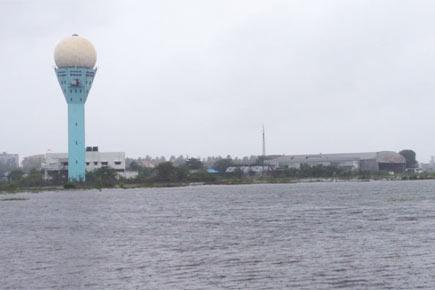 Mumbai rains: Air traffic braves the weather, but Juhu airport goes under