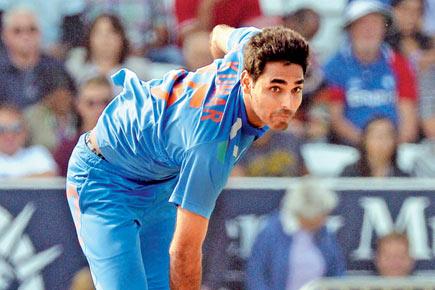 MSD should unlock Bhuvneshwar's potential in the death overs