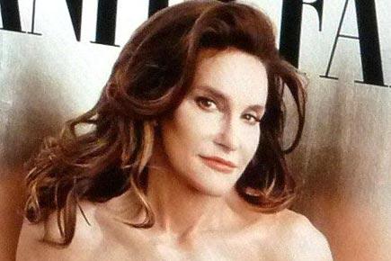 Caitlyn Jenner posts debuts family pic post gender transition