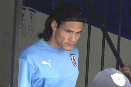 Uruguay striker Edinson Cavani faces Copa America KO over father's arrest
