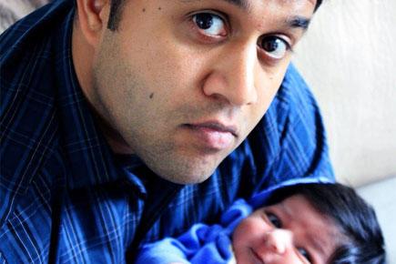 '3 Idiots' actor Omi Vaidya blessed with baby boy
