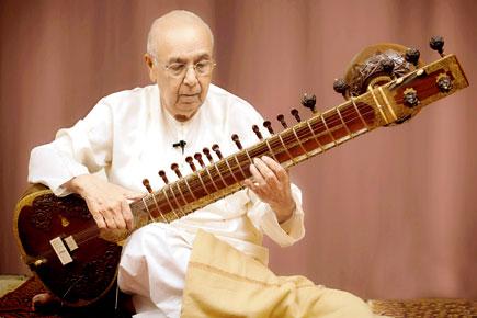 Sitar strains from Etawah