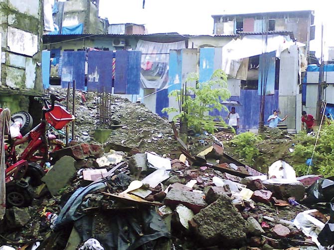 The family claimed that a builder had demolished a common wall, which weakened their shanty
