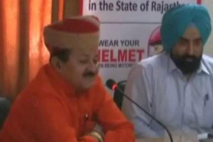 At seminar on road safety, BJP MLA asks people not to wear helmet 