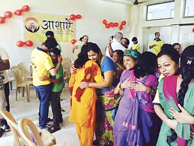 Cancer patients spread the love at an alternative healing session held at Ghatkopar over the weekend
