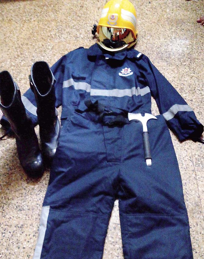 The protective uniforms that they should have worn consist of a fire-retardant coat, trousers, boots and a helmet. They also come with a torch and hammer