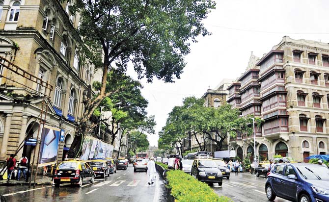 DN Road, from Hutatma Chowk to CST station, is a good walker’s route, with interesting side streets to explore