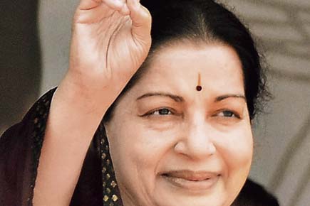 Crucial by-election for Jayalalithaa sees high voting percentage
