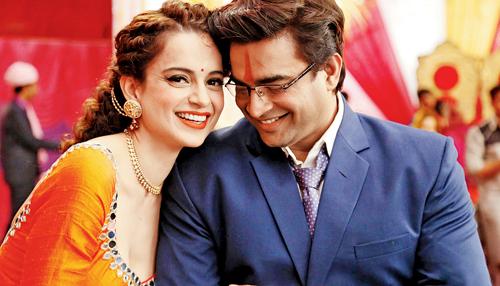 Kangana Ranaut (left) and Madhavan in Tanu Weds Manu Returns, this year’s biggest box- office success so far, which was penned by Himanshu Sharma