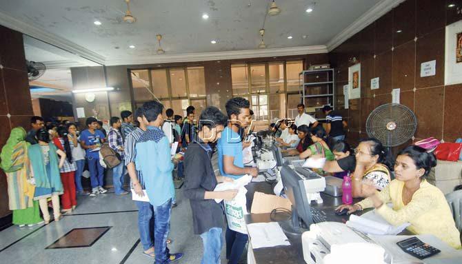 Since the SSC results were posted on Monday, hundreds of dissatisfied students have been lining up at the Mumbai divisional office to begin the re-evaluation process. Pic/Sameer Markande