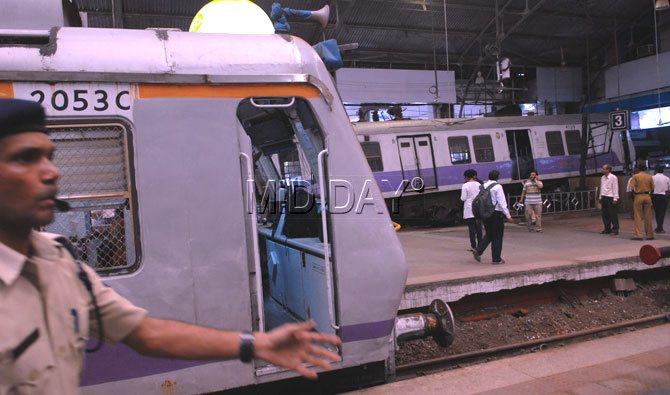 Mumbai local train accident, Churchgate station