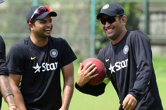 MS Dhoni and Suresh Raina 