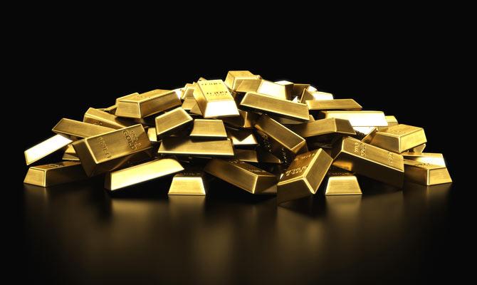 Two Sri Lankans held at Mumbai airport with gold bars worth Rs 1 crore concealed in their rectum