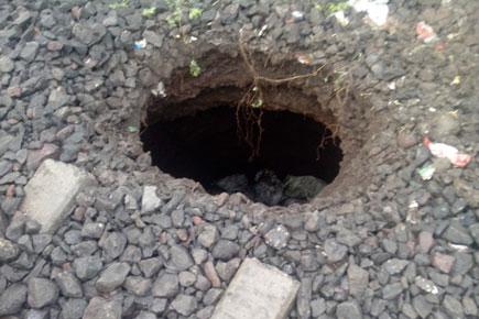 Thane: CR services hit as soil below tracks at Ulhasnagar gets washed away
