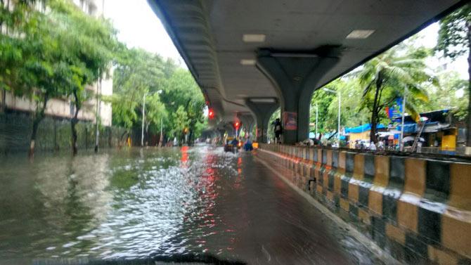 There was also heavy water-logging near the Railway office quarters in Byculla