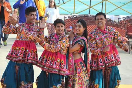 'Badi Dooooor Se Aaye Hai' cast heads to Rann Utsav