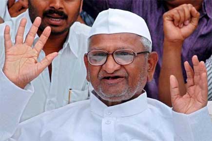 Canada-based NRI threatens to kill Anna Hazare