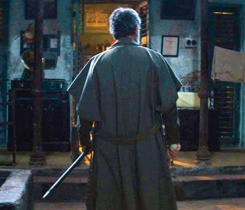 The identity of the villain in Detective Byomkesh Bakshy! continues to be a mystery. The latest teaser of the film hardly gives anything away 