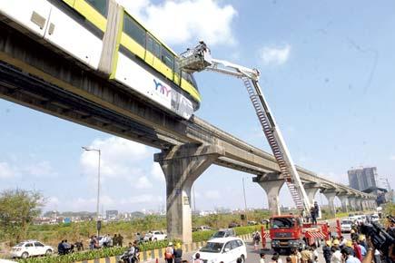 Fault in power supply disrupts Mumbai Monorail services