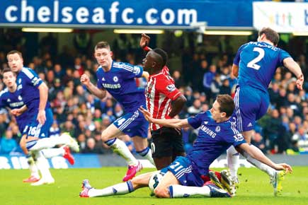 EPL: Chelsea pay the penalty, draw with Southampton 1-1