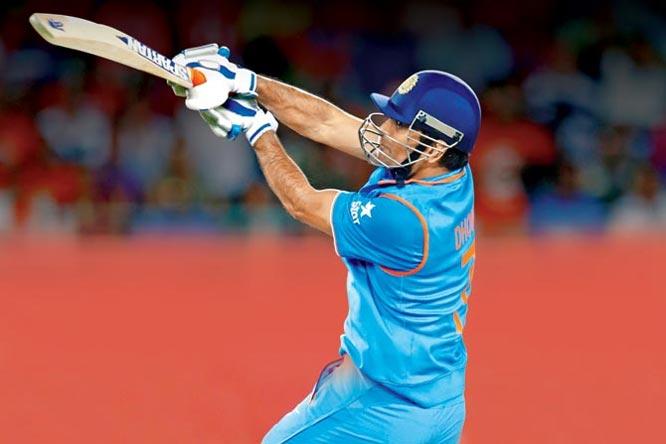 Dhoni jumps two places to 8th in ODI batting chart