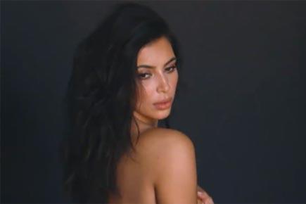 Kanye West tweets naked pictures of Kim Kardashian