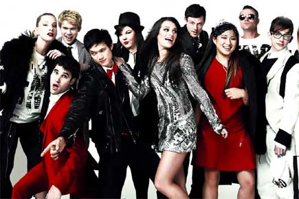 Fans bid farewell to 'Glee' as series takes final bow