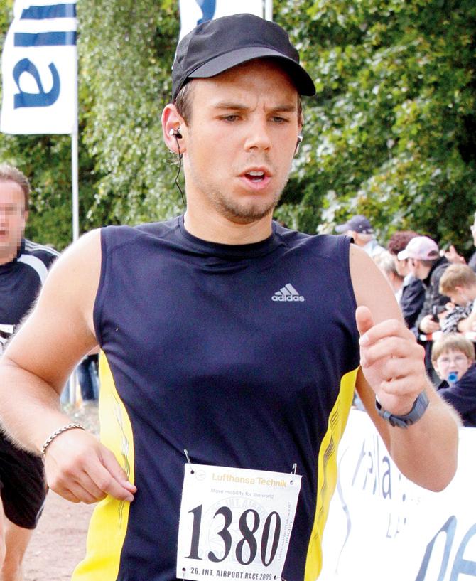 Andreas Lubitz during the Airport Hamburg 10-mile run in 2009 in Hamburg.