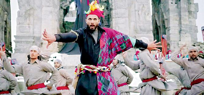 Shahid Kapoor in the Bismil Bismil track from Haider