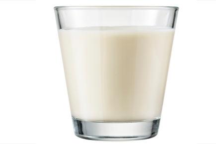 Drinking raw milk ups food-borne illness risk