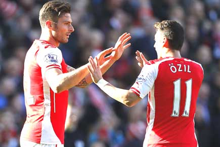 EPL: Arsenal up to third as Olivier Giroud scores against Everton